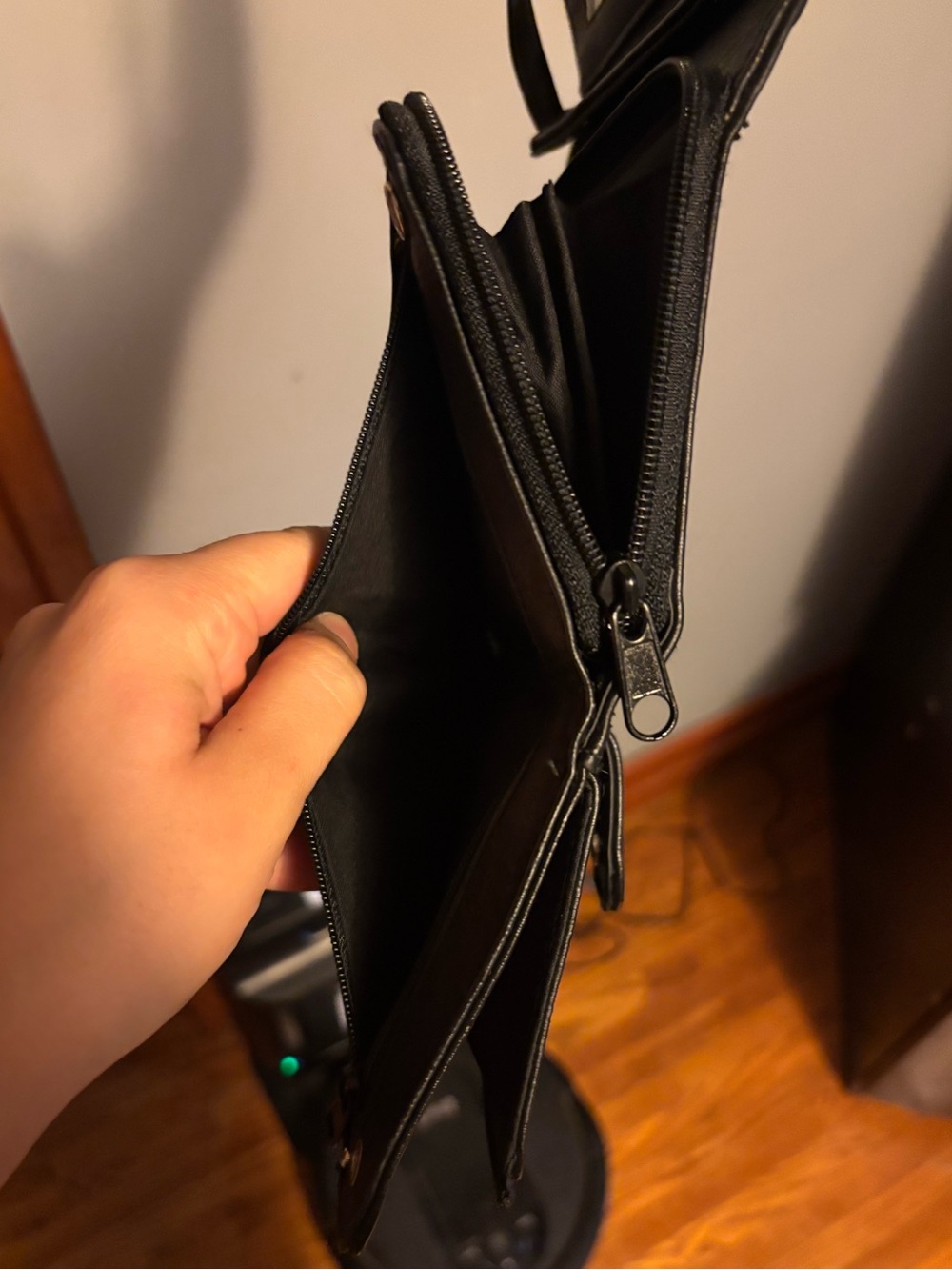 Black Crossbody Wallet Purse - Picture 6 of 6